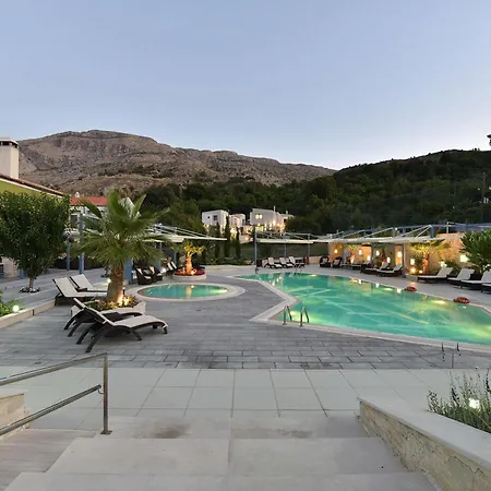 Alexander Mountain 3* Yerakárion